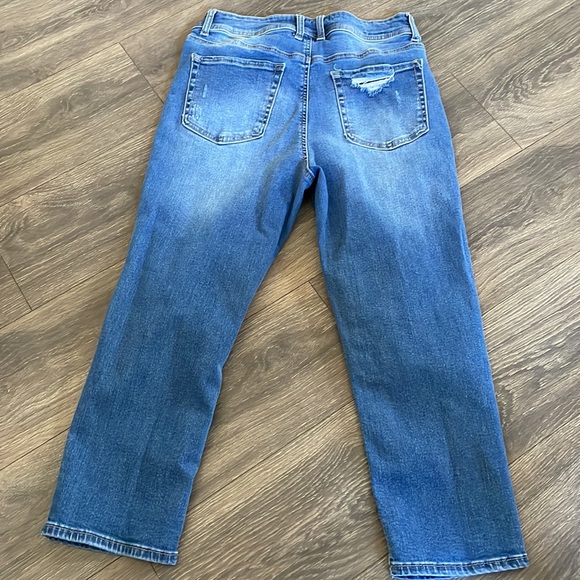 Plus size Distressed cute Jeans worn once size 31 STRETCH! - Picture 4 of 4